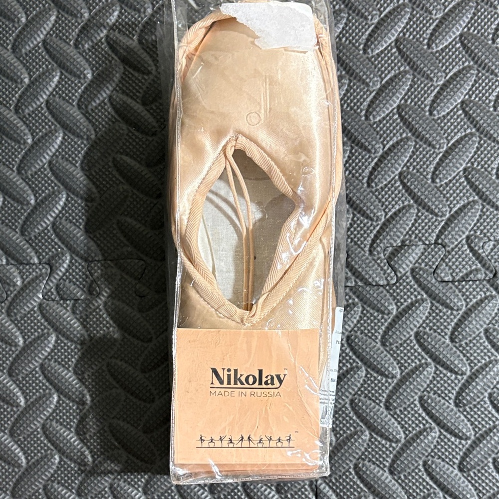 Nikolay Smartpoint Pointe Shoes